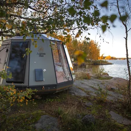 Lokkilinna 3*